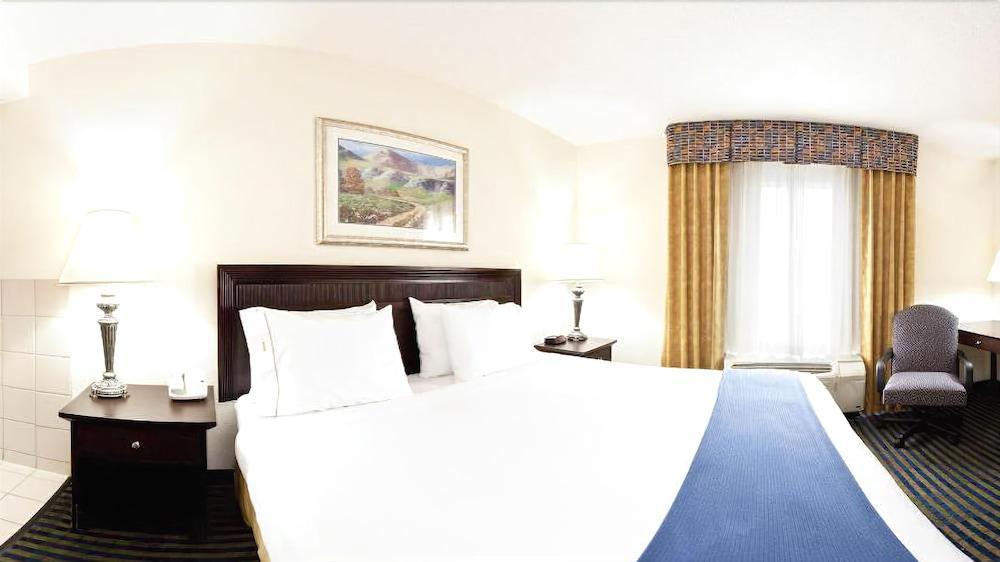 Holiday Inn Express & Suites Chesapeake By Ihg Экстерьер фото