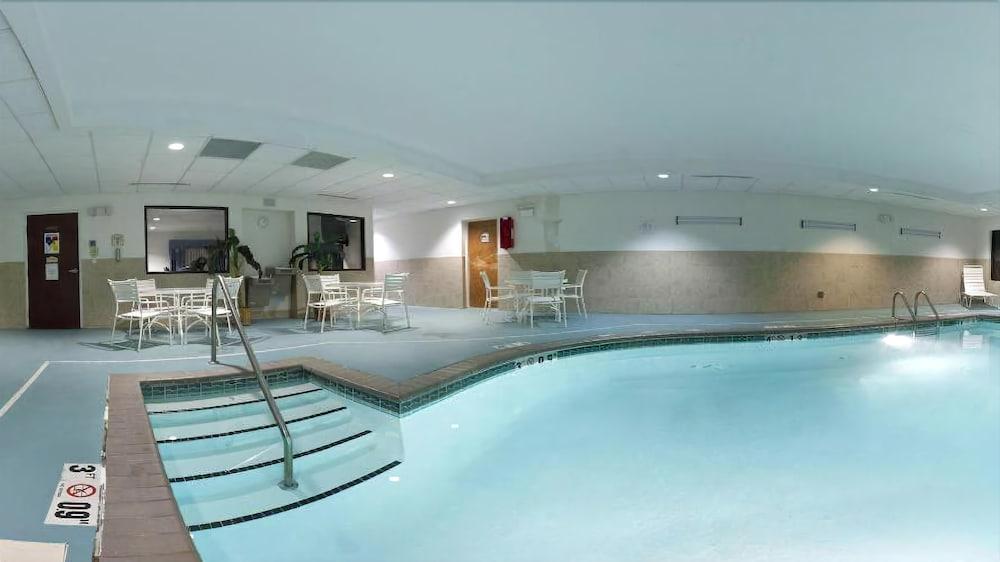 Holiday Inn Express & Suites Chesapeake By Ihg Экстерьер фото