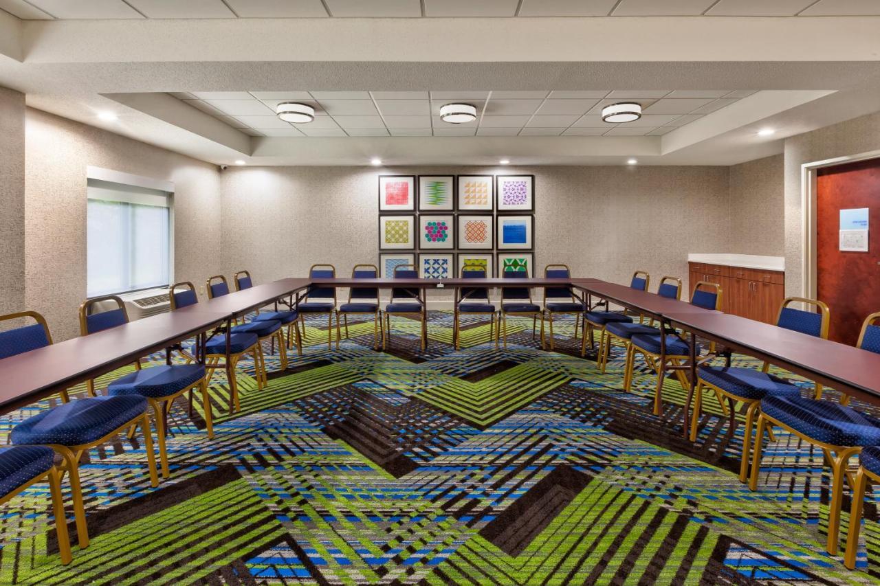 Holiday Inn Express & Suites Chesapeake By Ihg Экстерьер фото
